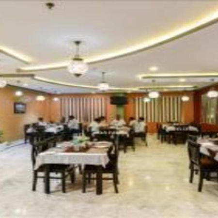 Hotel Chanakya Agra  Eksteriør bilde