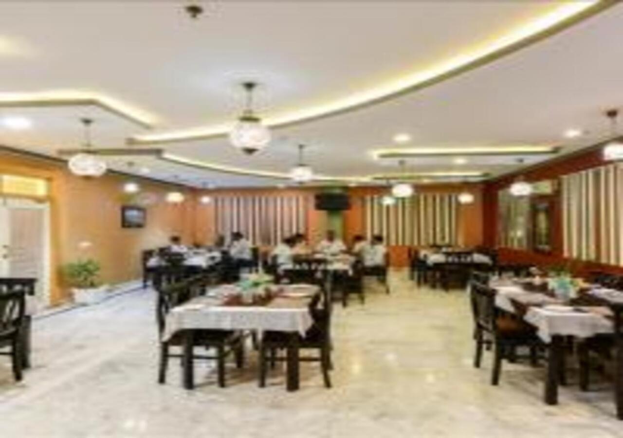 Hotel Chanakya Agra  Eksteriør bilde