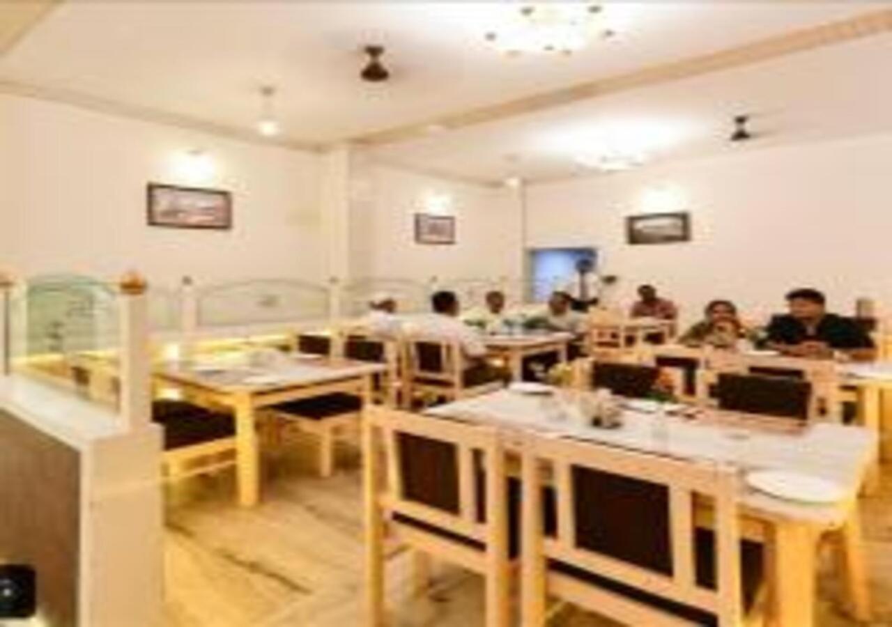 Hotel Chanakya Agra  Eksteriør bilde