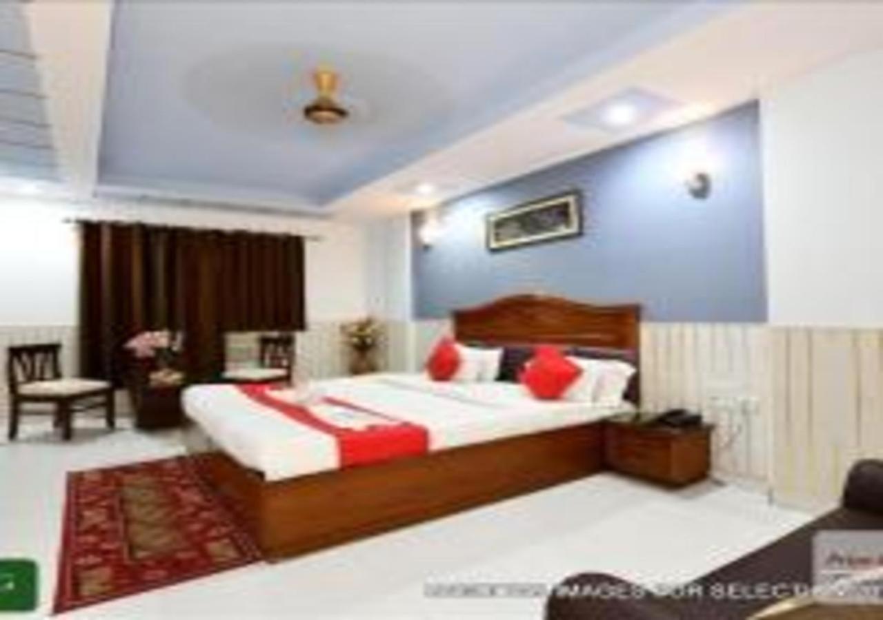 Hotel Chanakya Agra  Eksteriør bilde