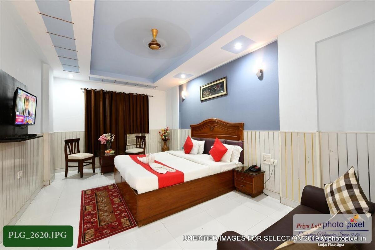 Hotel Chanakya Agra  Eksteriør bilde