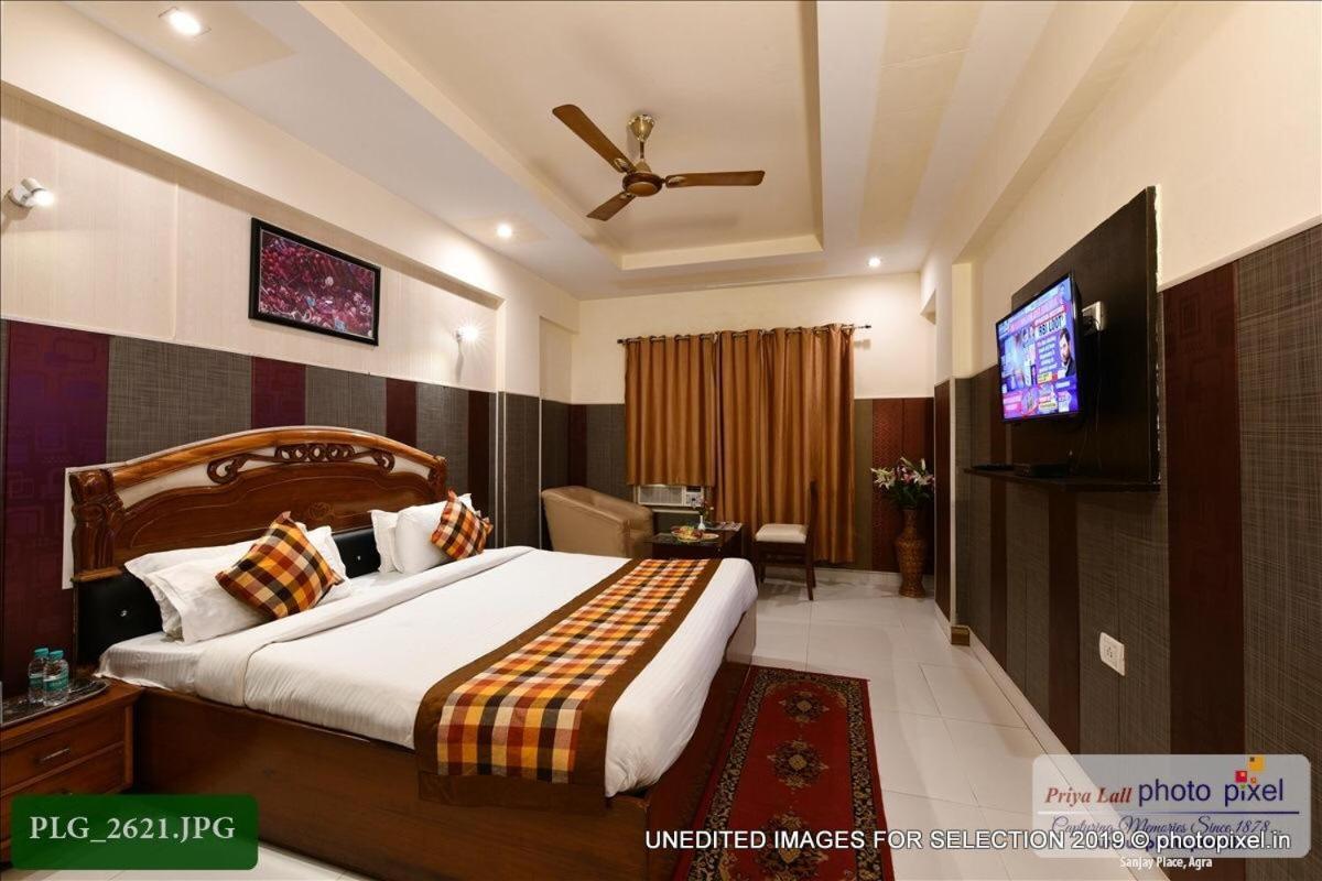 Hotel Chanakya Agra  Eksteriør bilde
