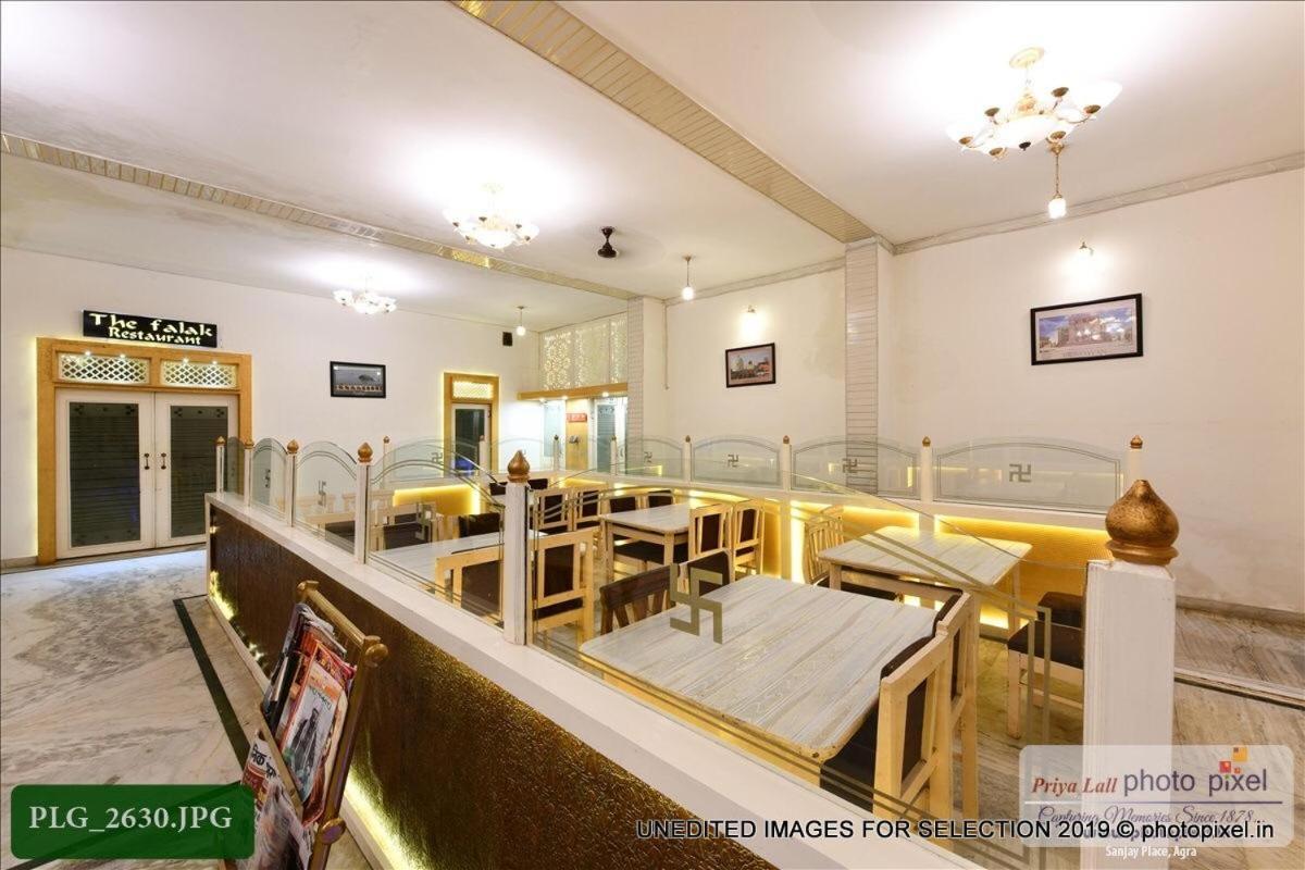 Hotel Chanakya Agra  Eksteriør bilde