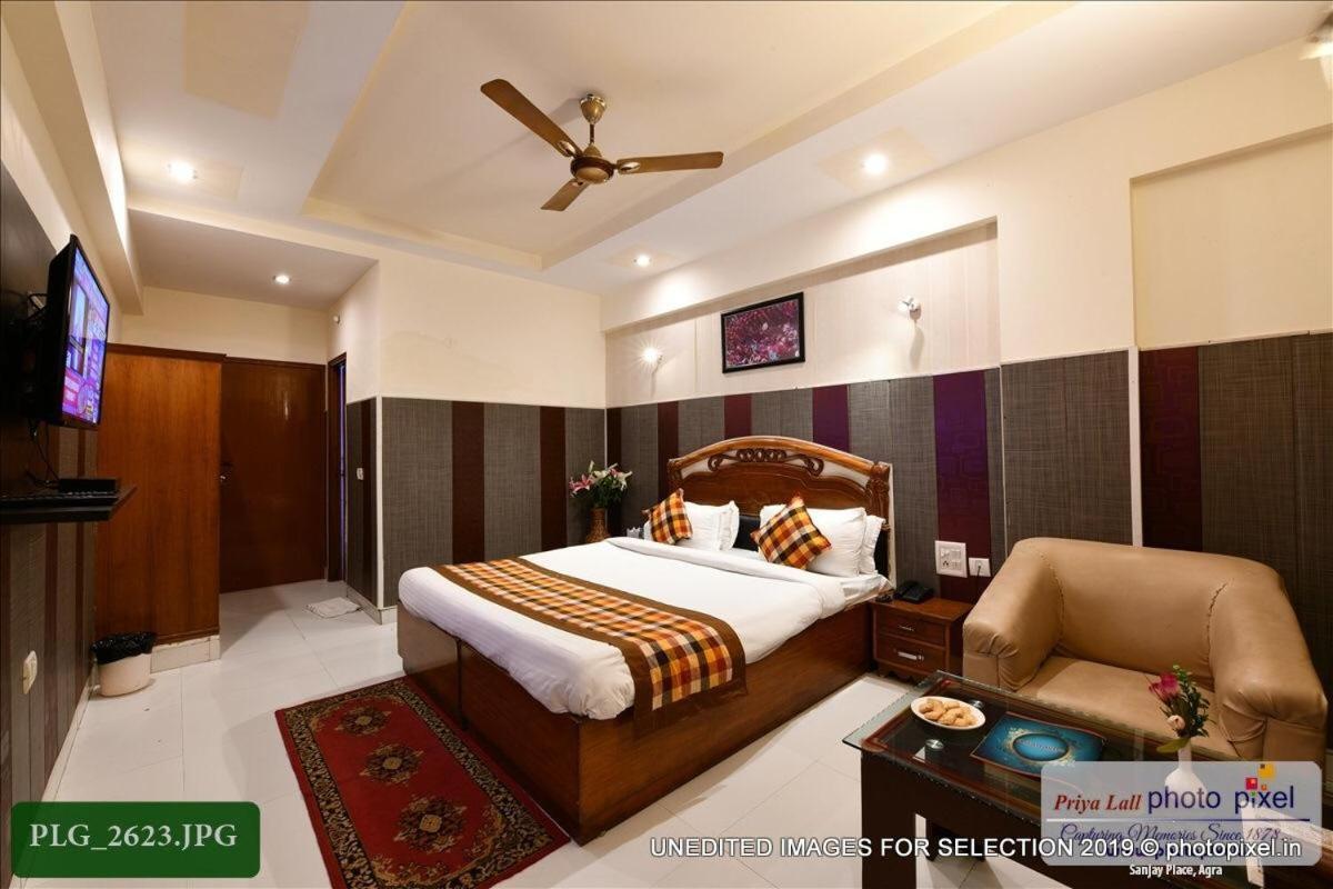Hotel Chanakya Agra  Eksteriør bilde