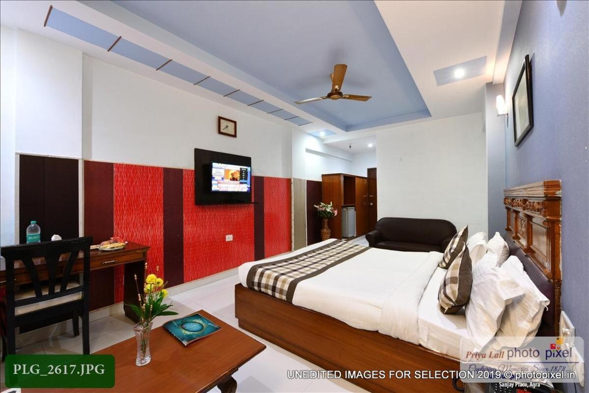 Hotel Chanakya Agra  Eksteriør bilde